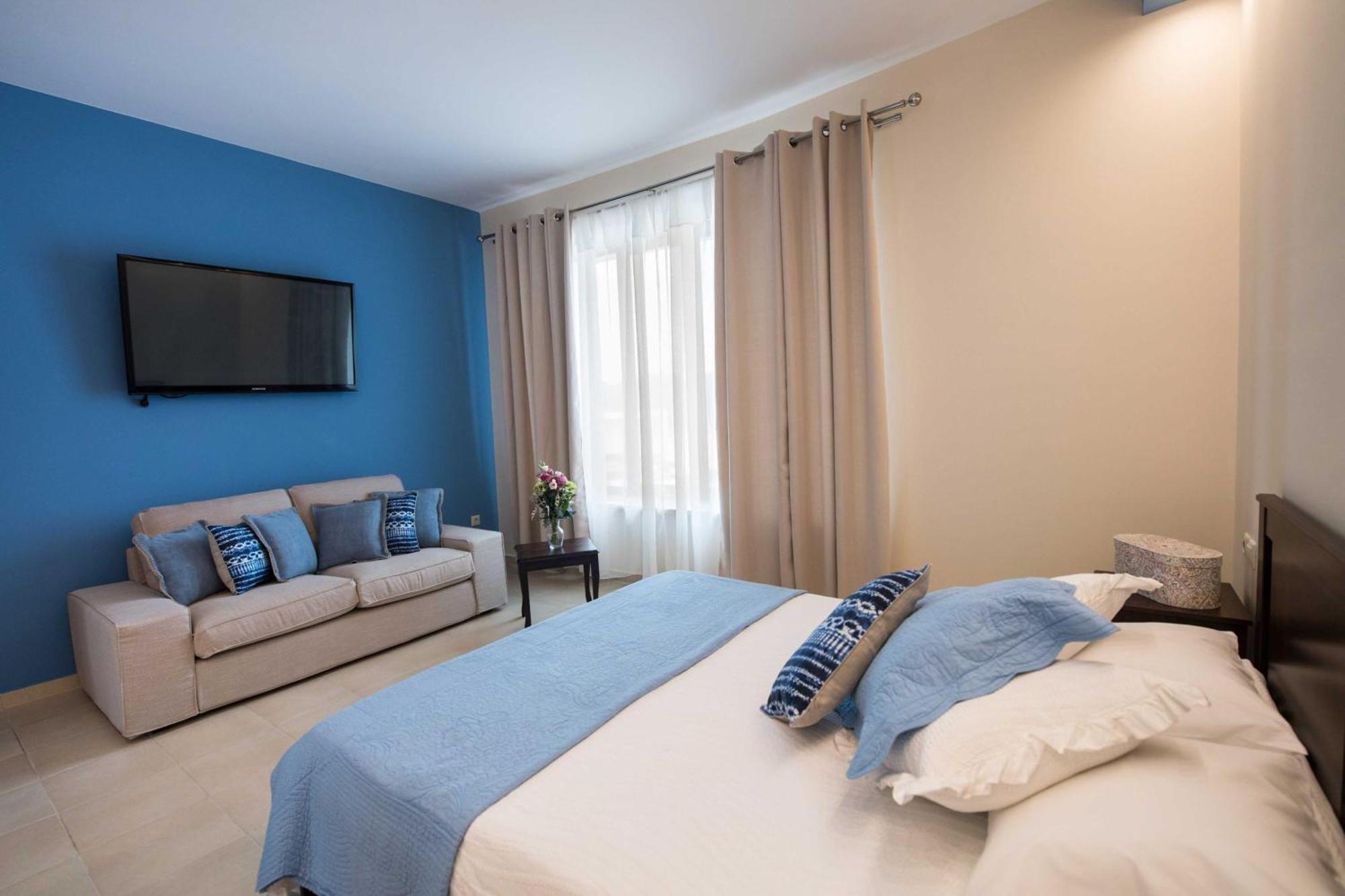 NV mini SUITES Nikiana Esterno foto